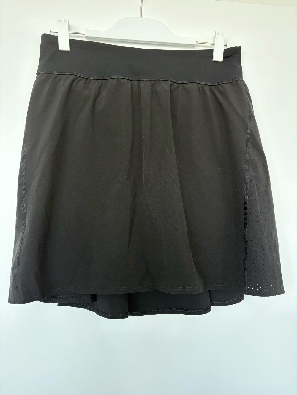 Like New Spanx Get Moving skort Black XL